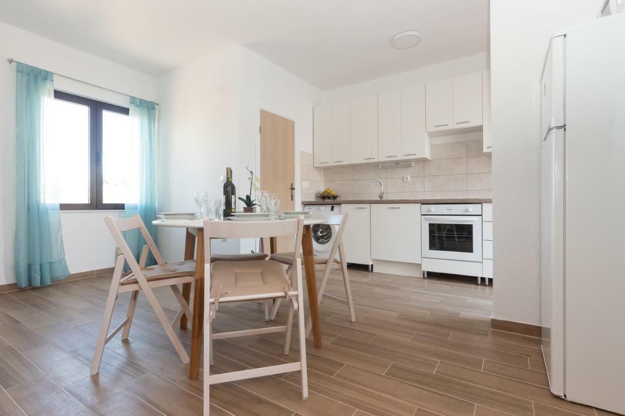 Apartment Lipotica Diklo *