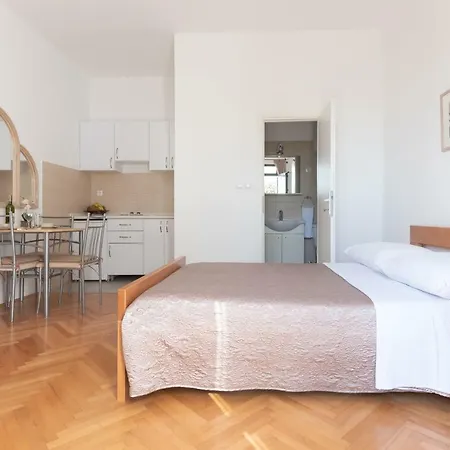 Apartman Lipotica Diklo Zadar Exterior foto